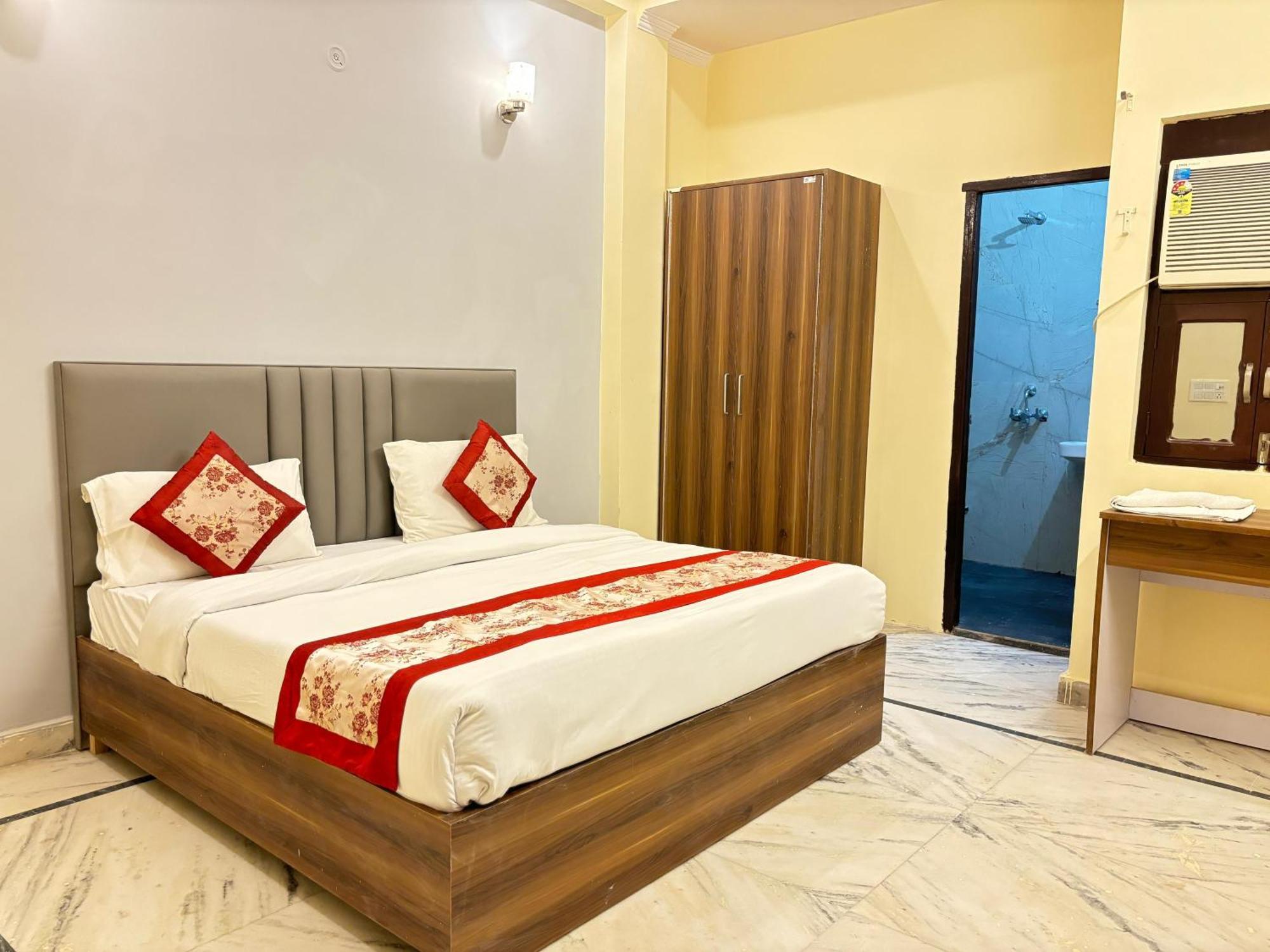 Hotel Vegas Corporate Suites Noida Exteriér fotografie